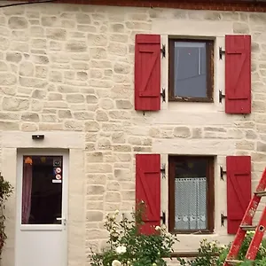 https://aux-roses.hotels-rhonealpes.com